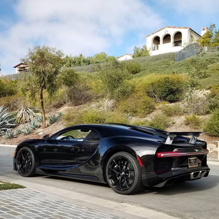 Bugatti Chiron Carbon