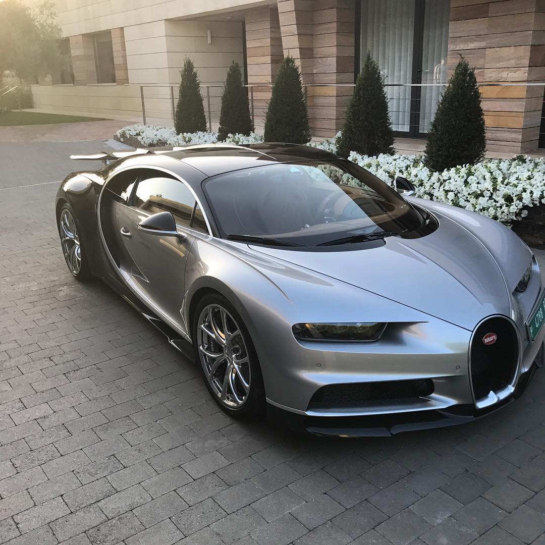 Bugatti Chiron Carbon