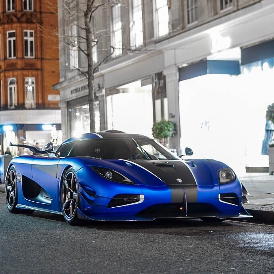 EXOTIC: Koenigsegg One 1 Street Parked In London | Cars247